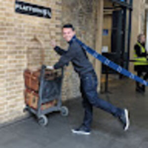 Meet your Posher, Cameron